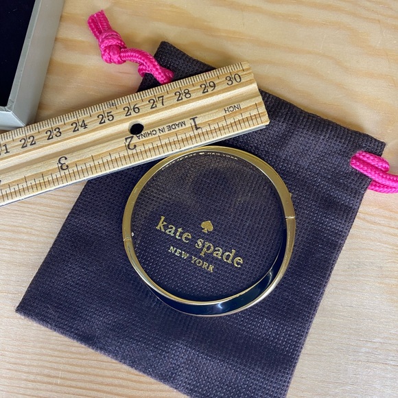 Kate Spade ♠️ bangle bracelet - Picture 6 of 6